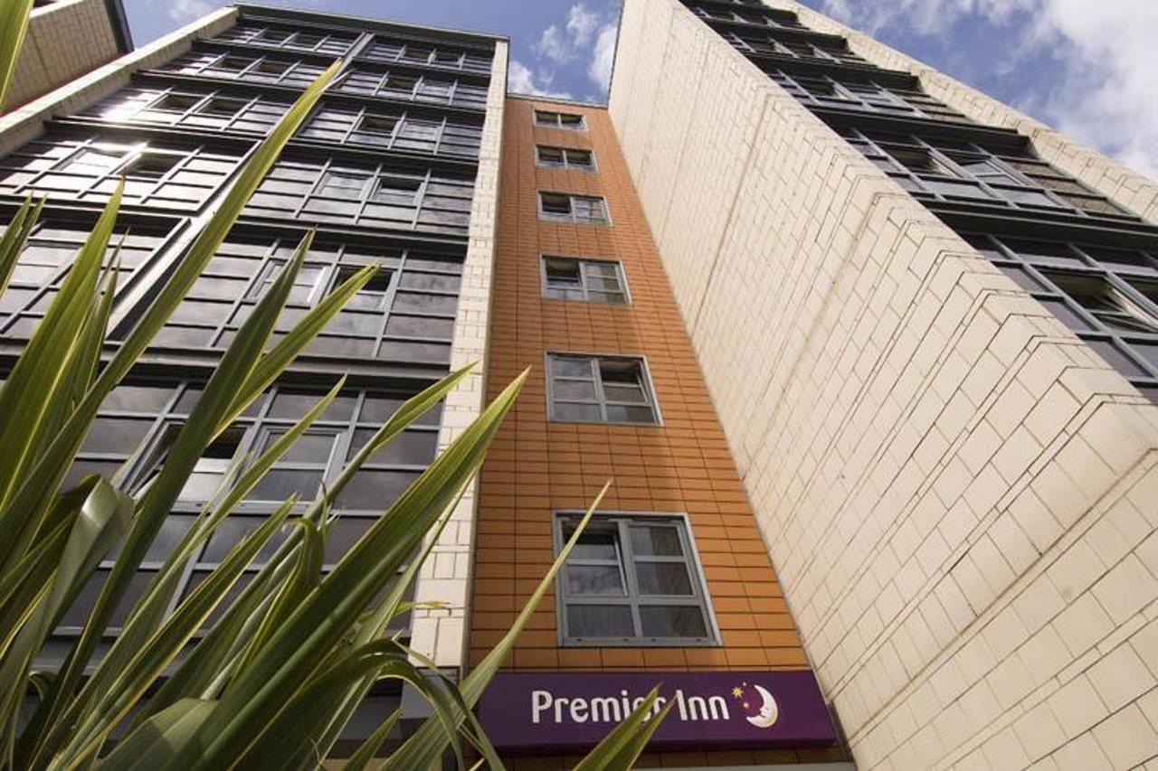 Premier Inn Nottingham Arena Екстериор снимка