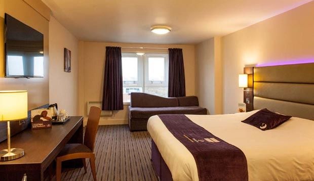 Premier Inn Nottingham Arena Екстериор снимка